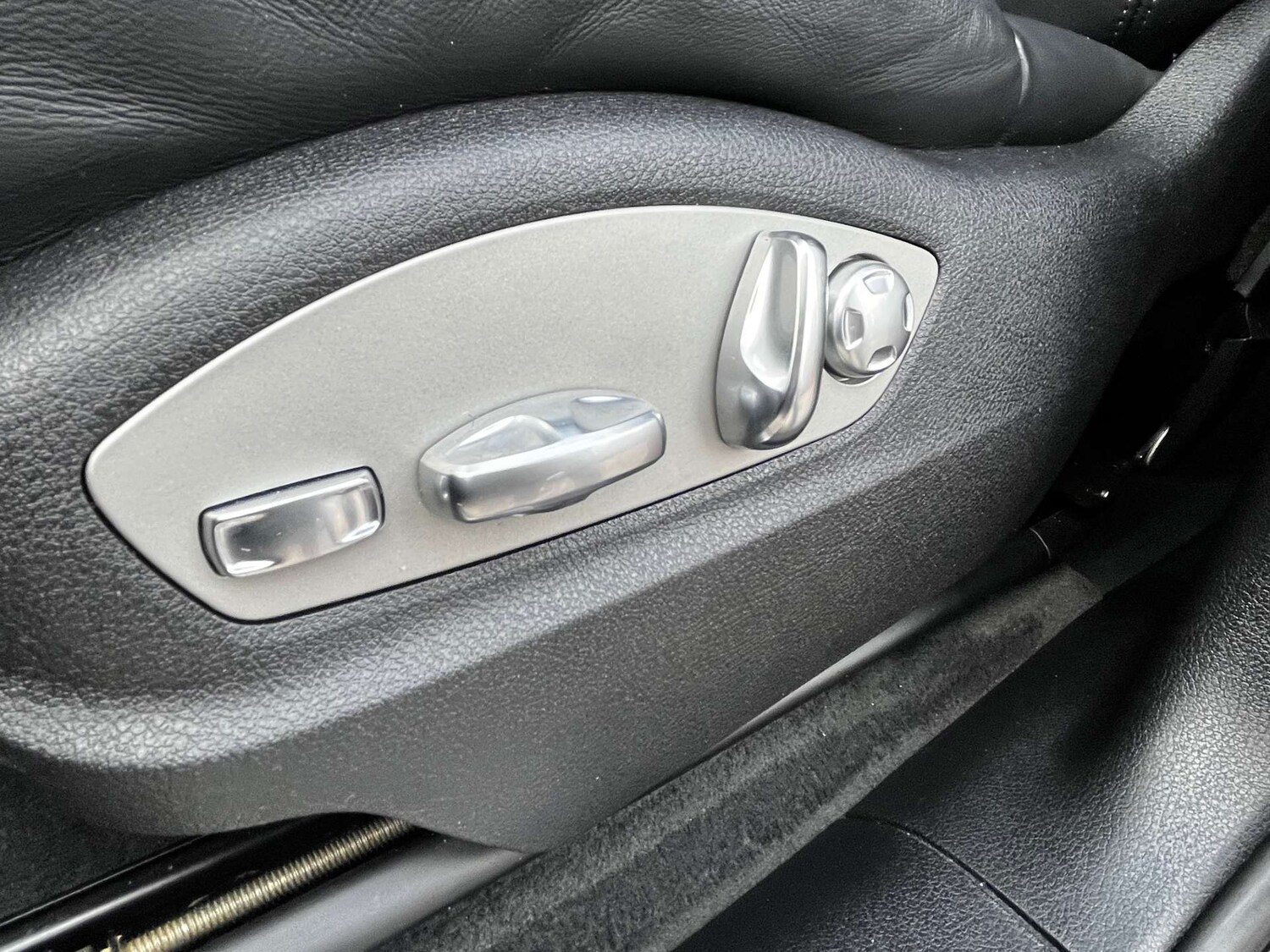 Used Porsche Macan 2019 for sale - 77159475: Photo 73