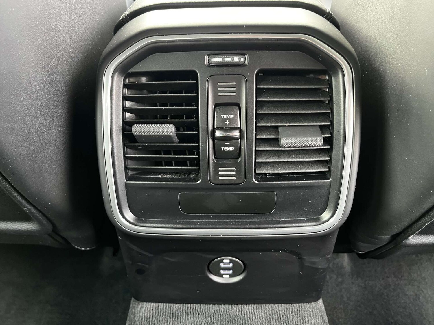 Used Porsche Macan 2019 for sale - 77159475: Photo 76