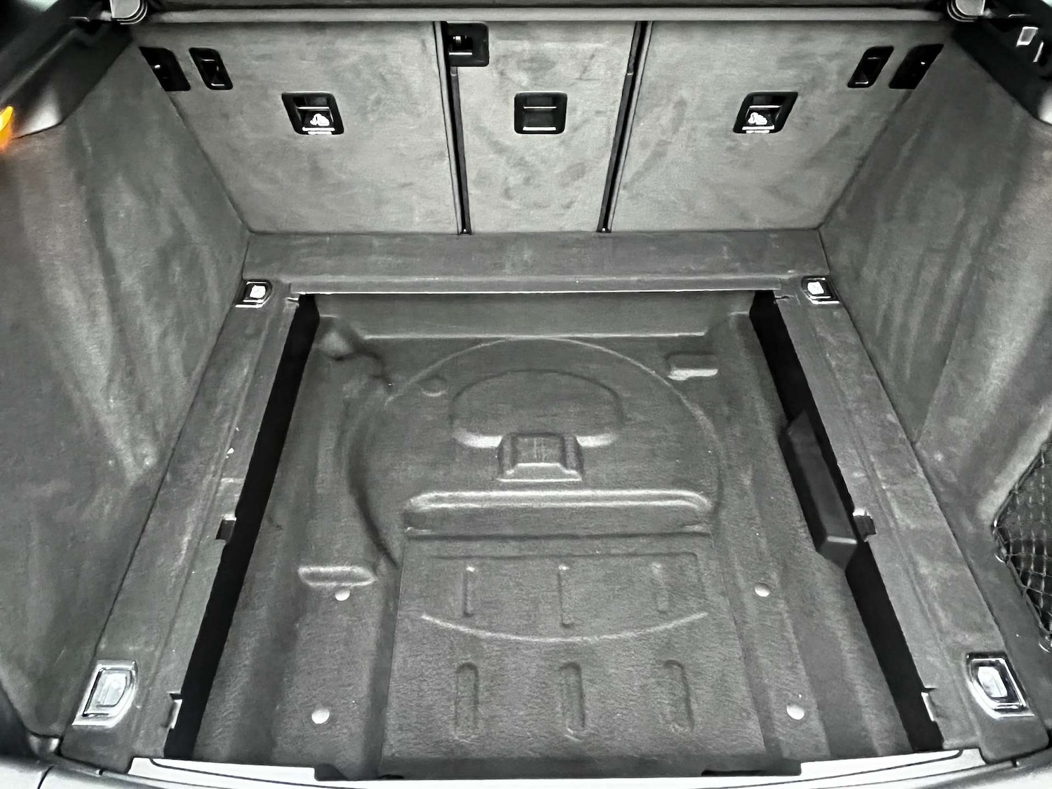 Used Porsche Macan 2019 for sale - 77159475: Photo 81