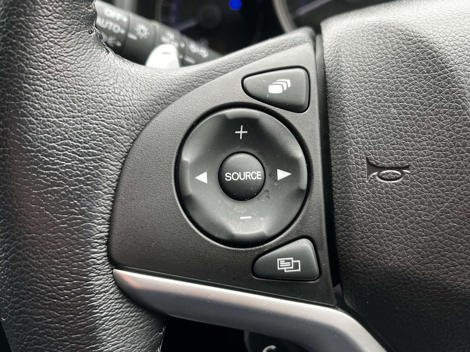 Used Honda Jazz 2019 for sale - 76905369: Photo 41