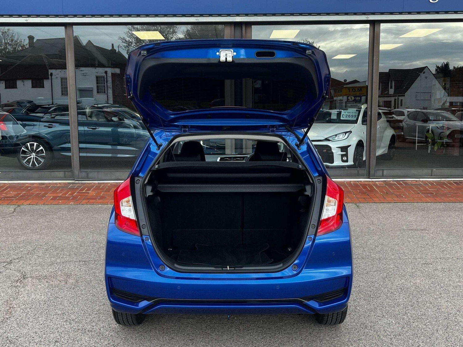 Used Honda Jazz 2019 for sale - 76905369: Photo 57