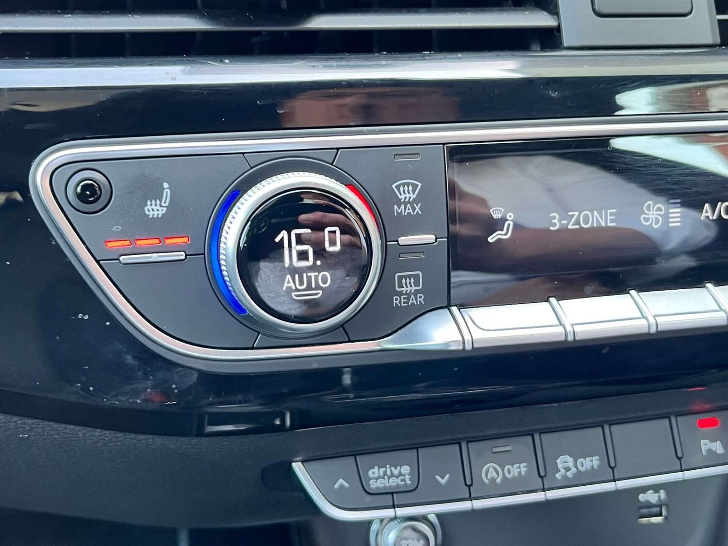 Used Audi A4 2019 for sale - 76905330: Photo 44