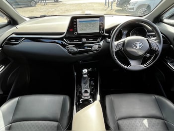 Used Toyota C-HR 2020 for sale - 75821053: Photo