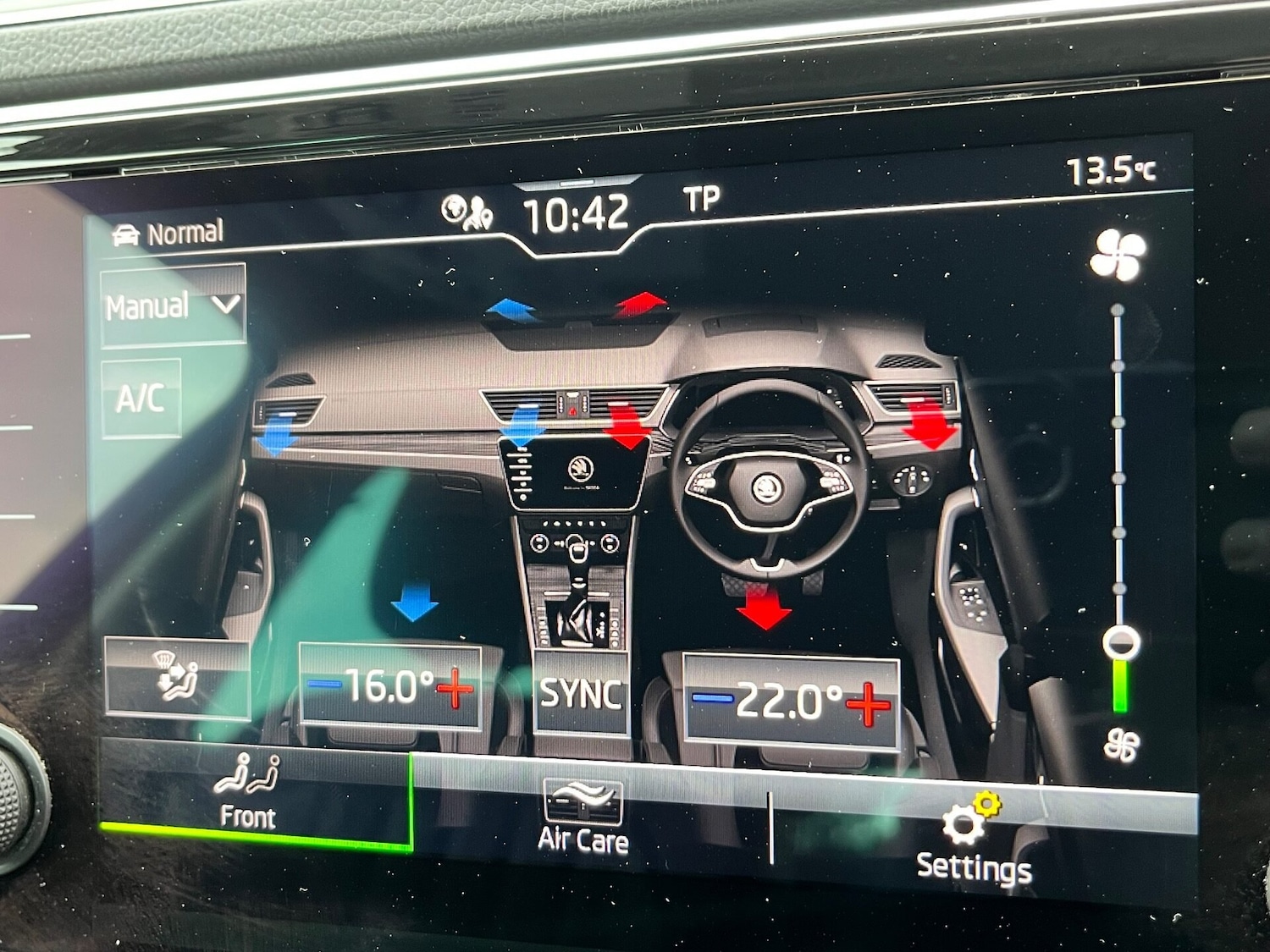 Used Skoda Superb 2022 for sale - 76037348: Photo 49