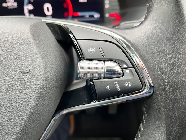 Used Skoda Superb 2022 for sale - 76037348: Photo 70