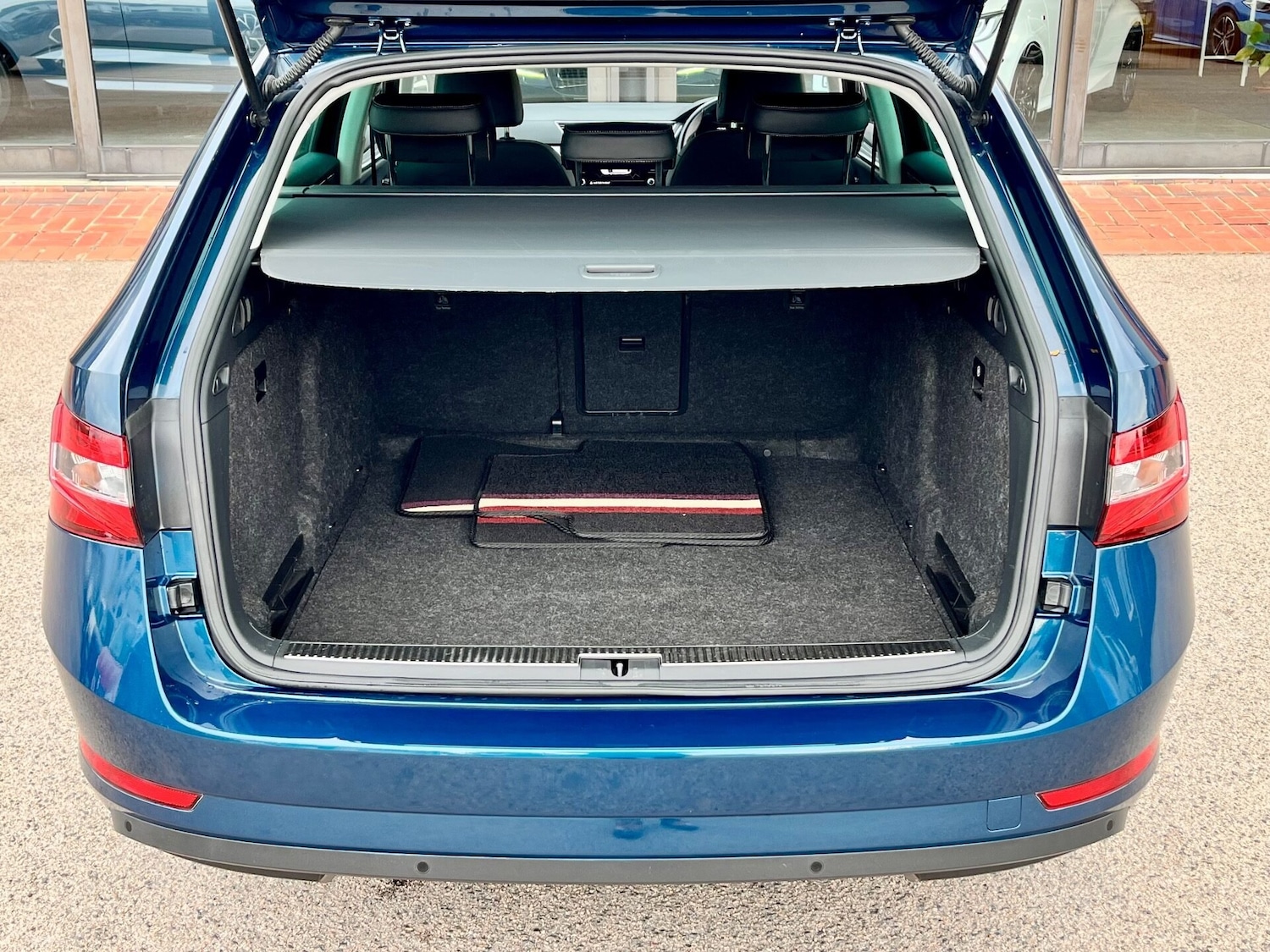 Used Skoda Superb 2022 for sale - 76037348: Photo 83