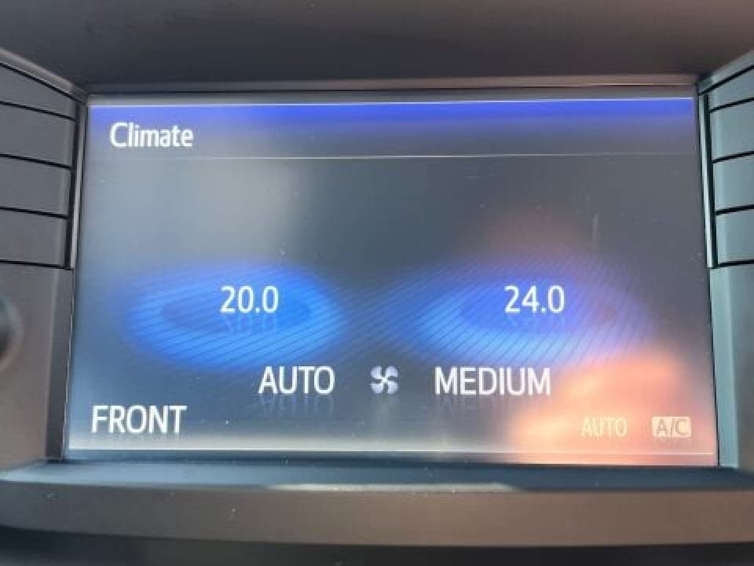 Used Toyota Avensis 2017 for sale - 76905317: Photo 37