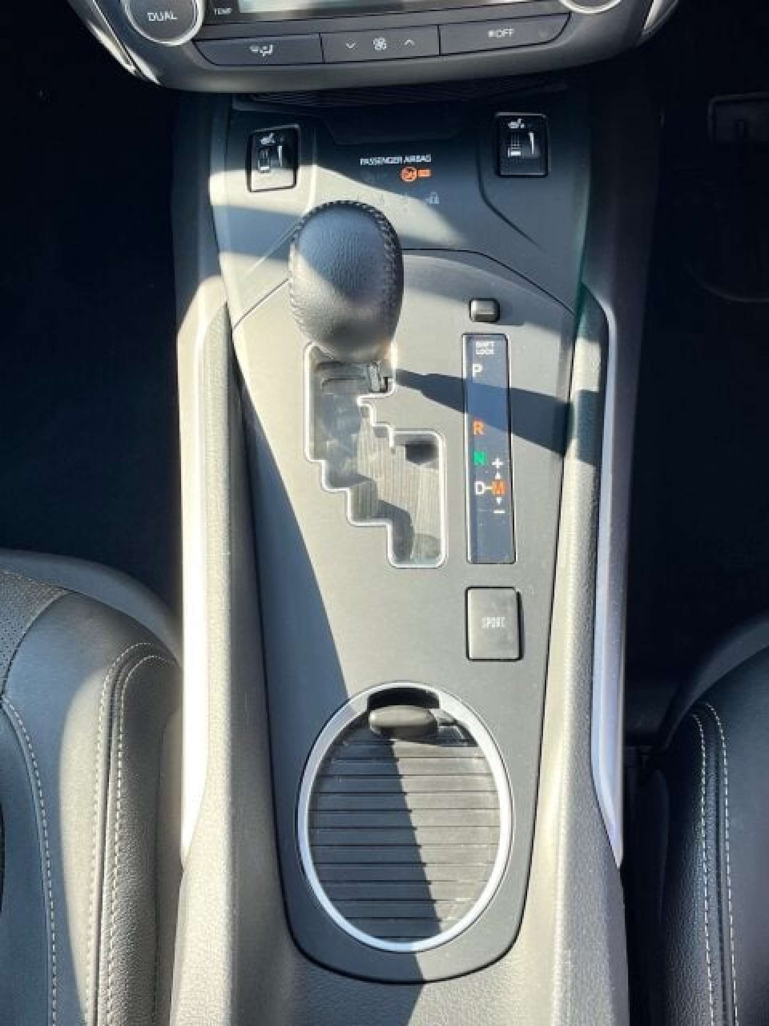 Used Toyota Avensis 2017 for sale - 76905317: Photo 43