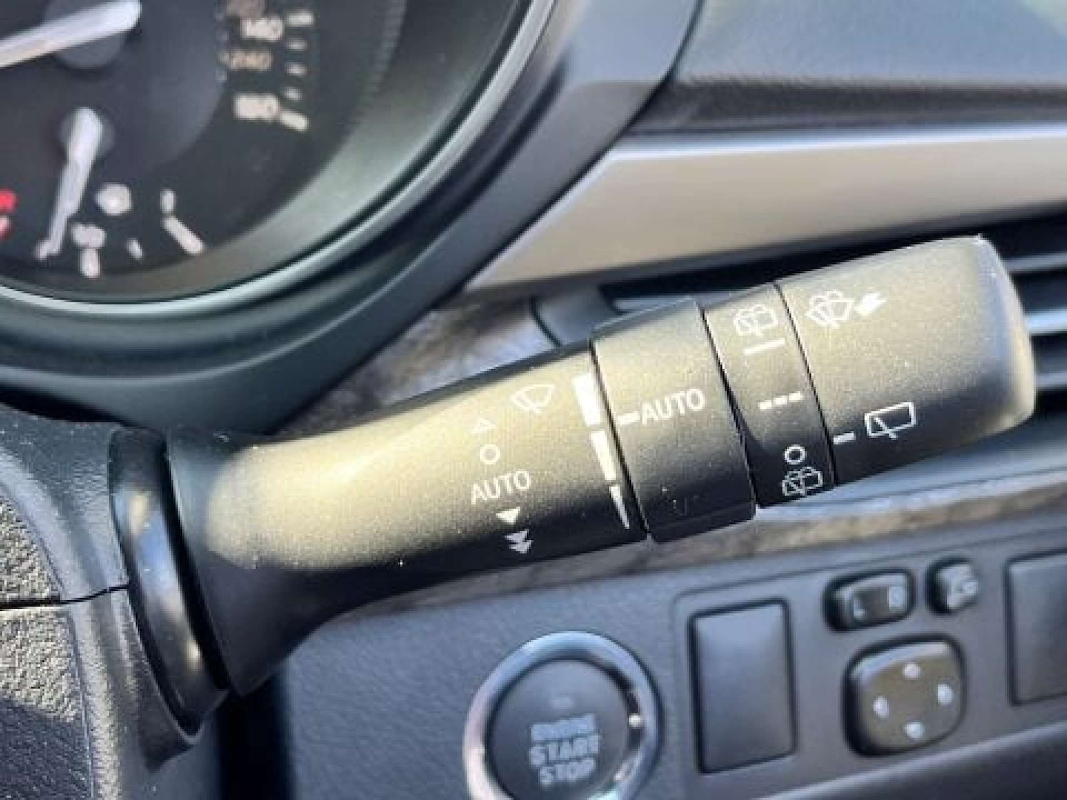 Used Toyota Avensis 2017 for sale - 76905317: Photo 49