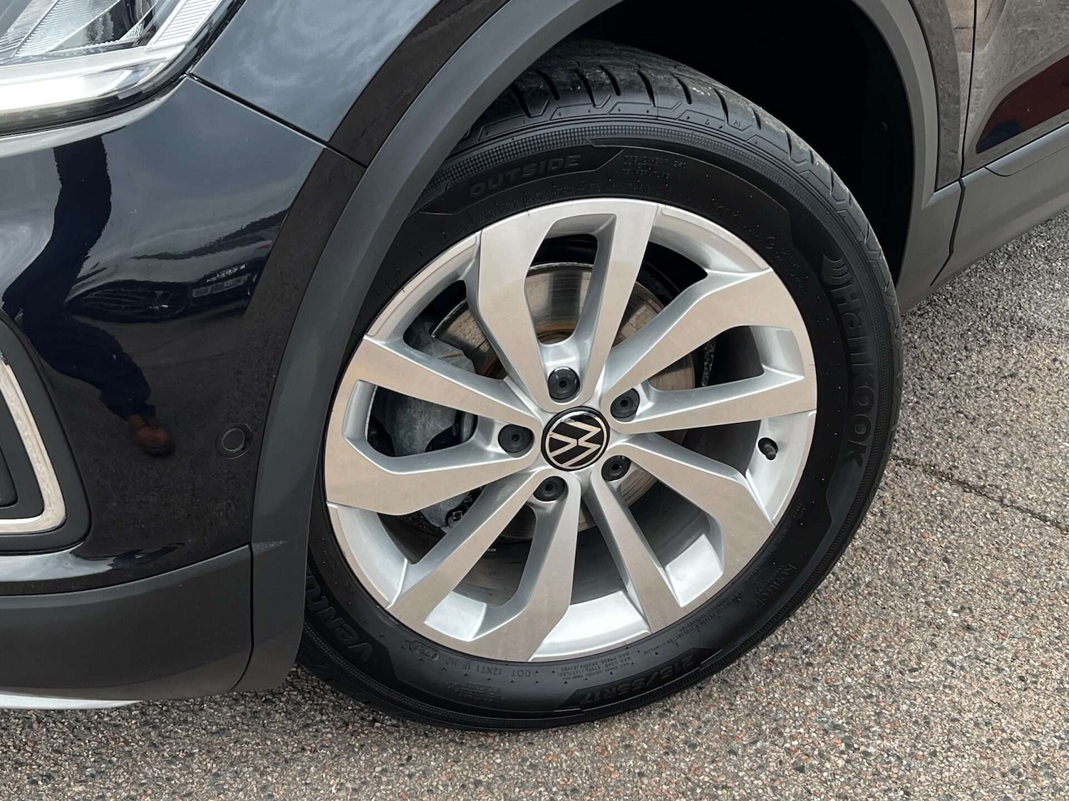 Used Volkswagen T-Roc 2025 for sale - 76957804: Photo 3