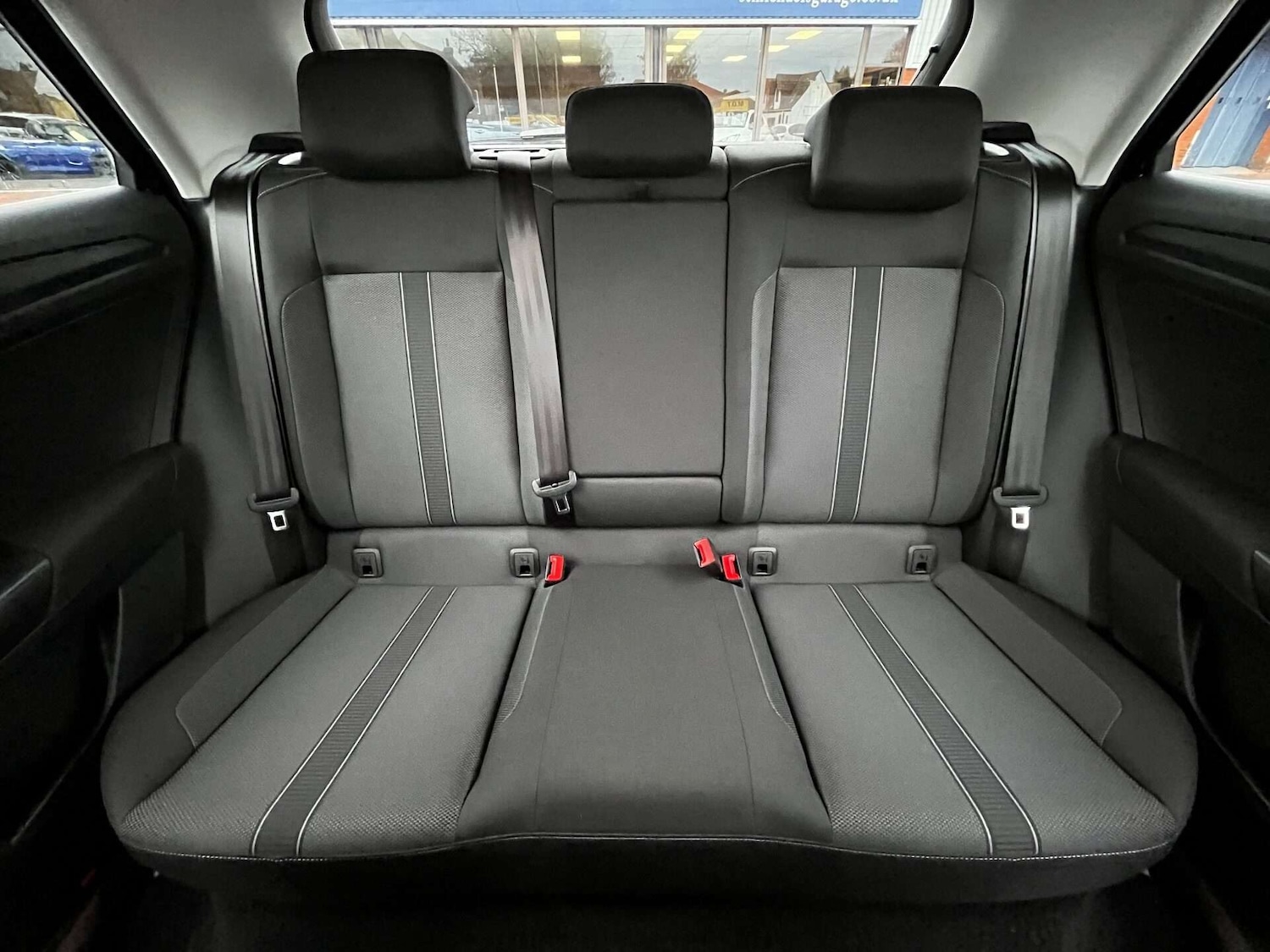 Used Volkswagen T-Roc 2025 for sale - 76957804: Photo 30