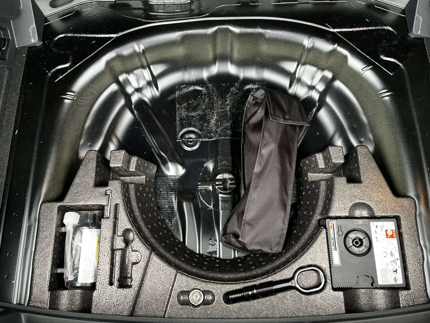 Used Volkswagen T-Roc 2025 for sale - 76957804: Photo 74