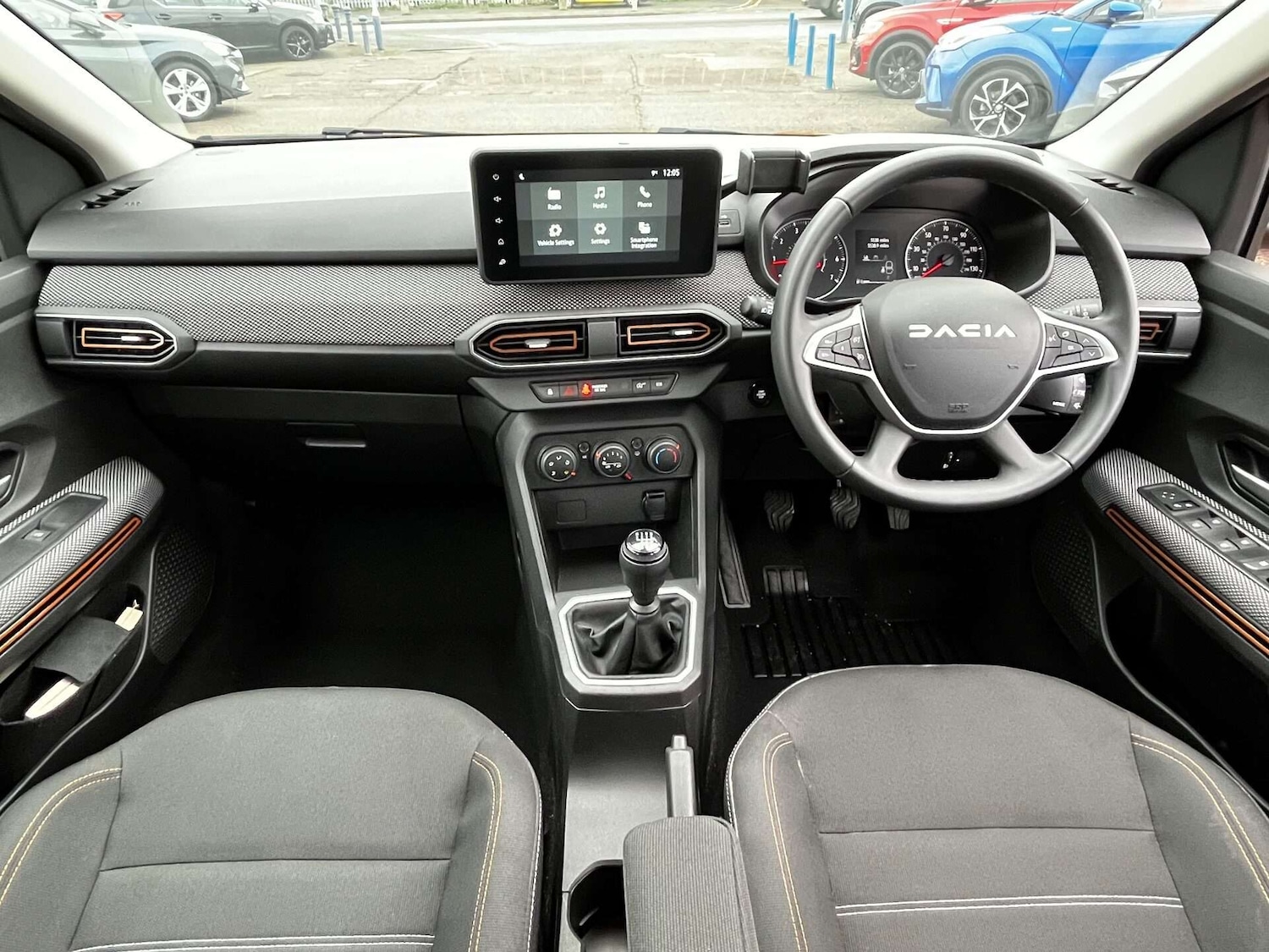 Used Dacia Sandero Stepway 2024 for sale - 76905255: Photo 2