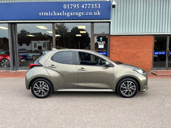 Used Toyota Yaris 2022 for sale - 75425737: Photo 10