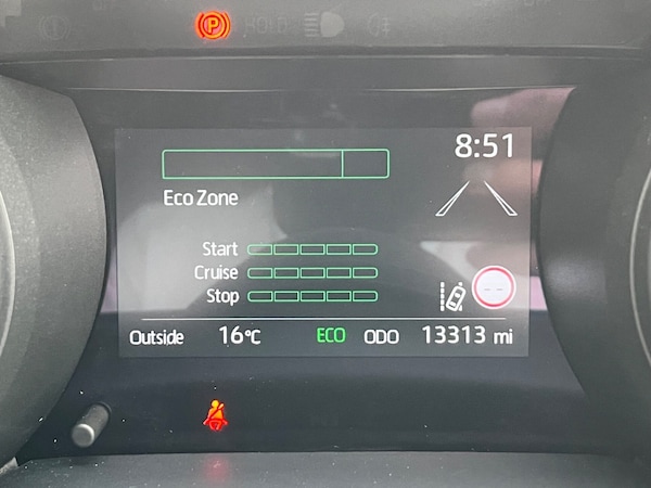 Used Toyota Yaris 2022 for sale - 75425737: Photo 24