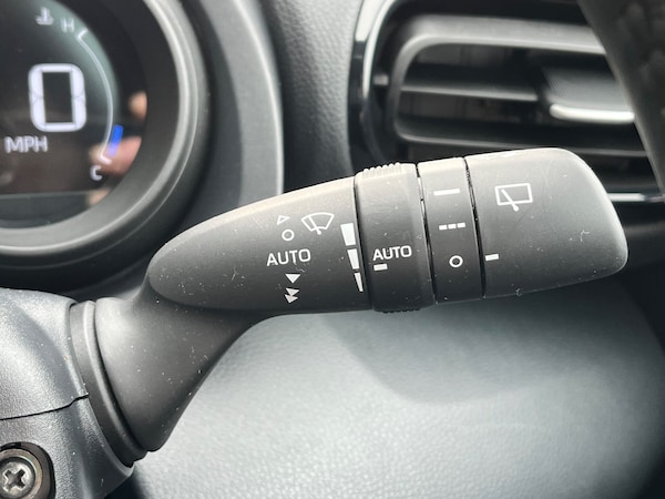 Used Toyota Yaris 2022 for sale - 75425737: Photo 47