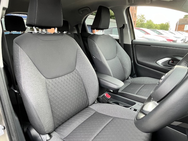 Used Toyota Yaris 2022 for sale - 75425737: Photo 50