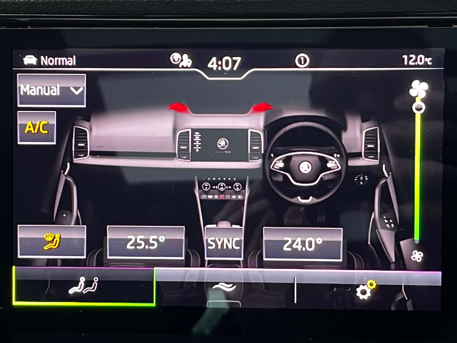 Used Skoda Karoq 2022 for sale - 77603986: Photo 31