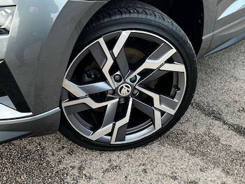 Used Skoda Karoq 2022 for sale - 77603986: Photo