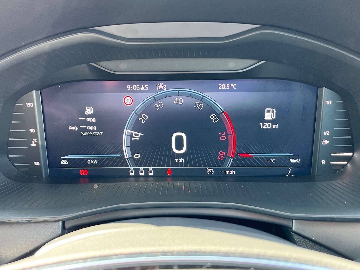 Used Skoda Kamiq 2023 for sale - 76905331: Photo 23