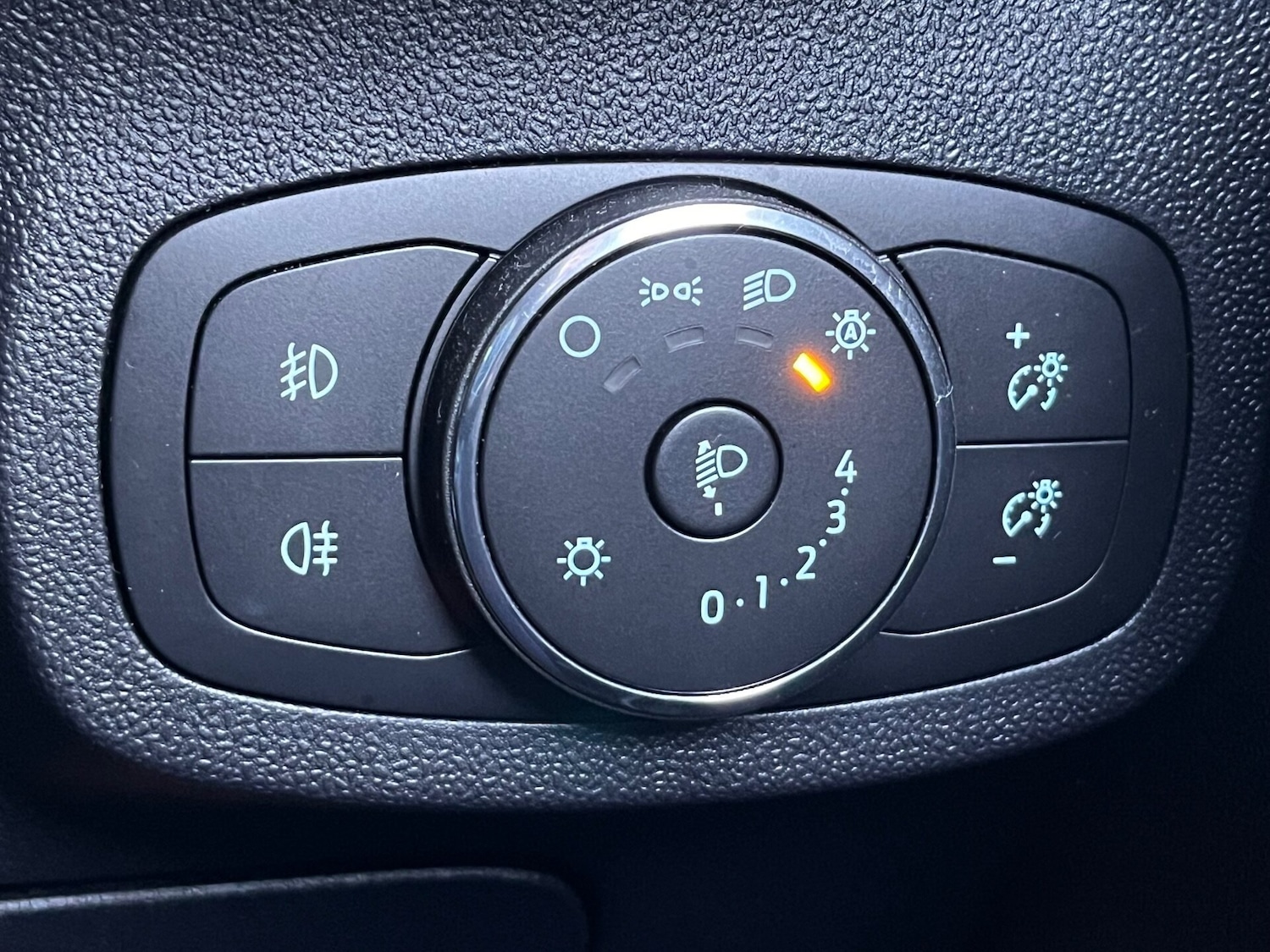 Used Ford Fiesta 2023 for sale - 76343802: Photo 63