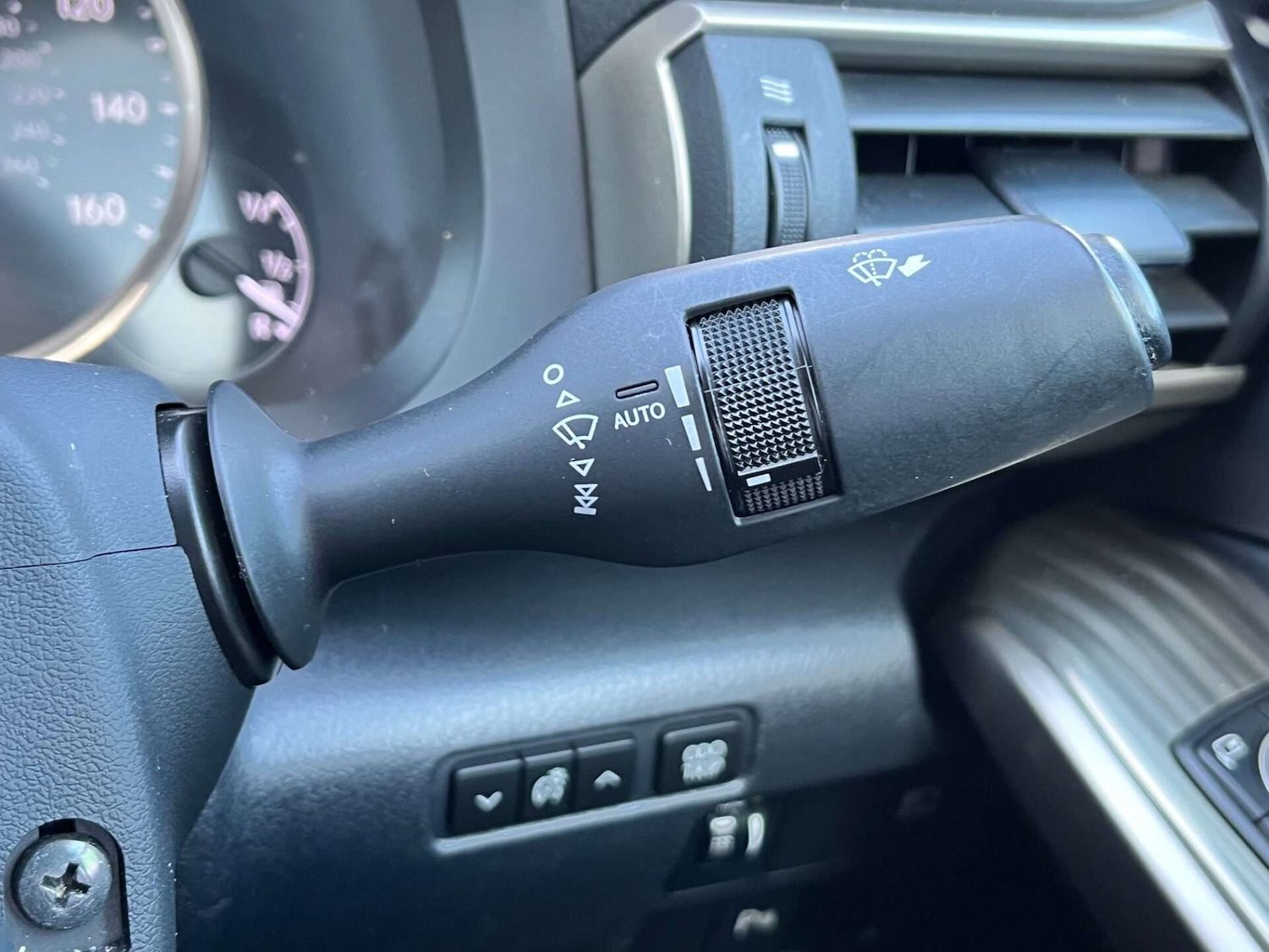 Used Lexus IS 2018 for sale - 76905320: Photo 54