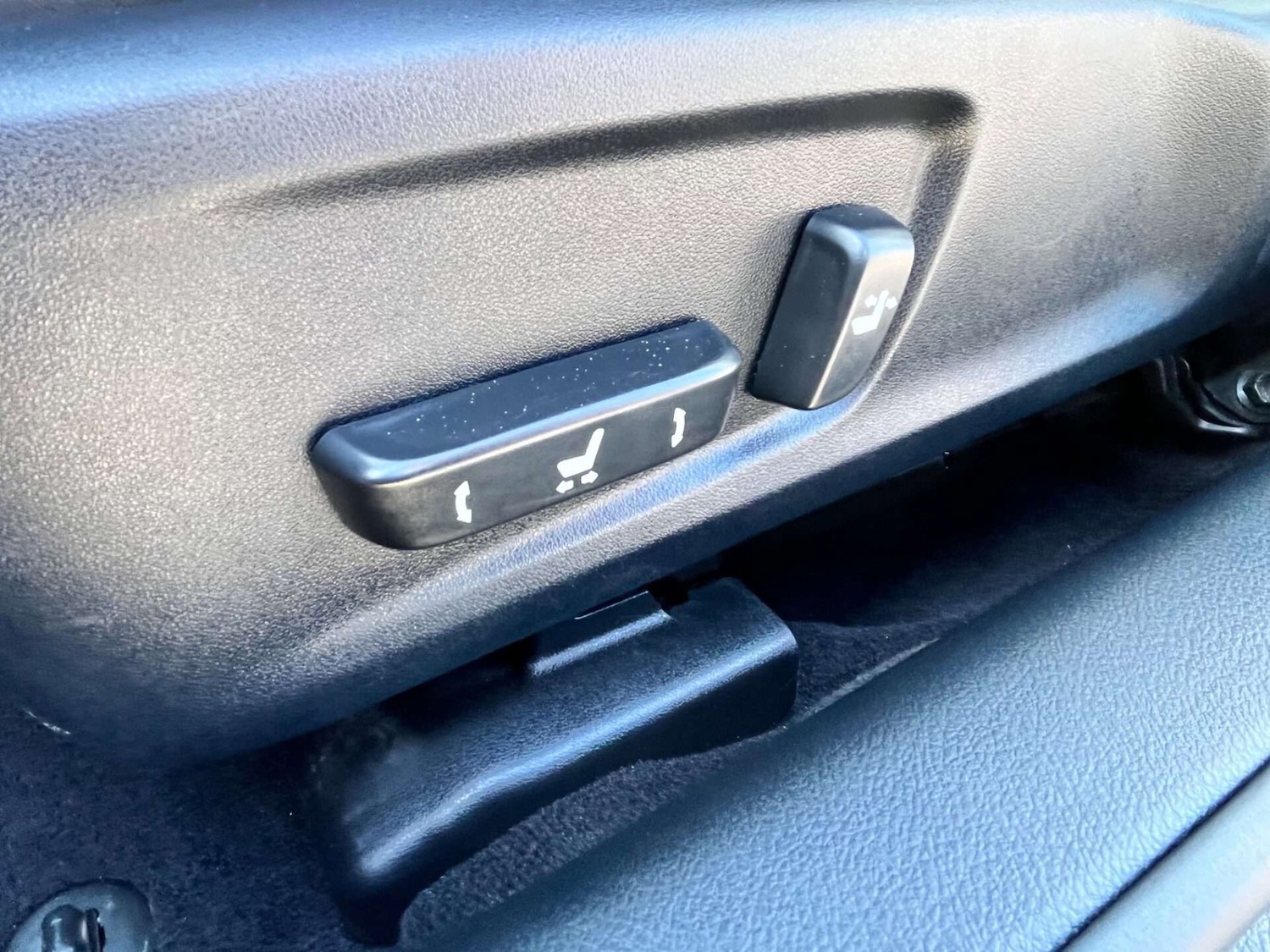 Used Lexus IS 2018 for sale - 76905320: Photo 60