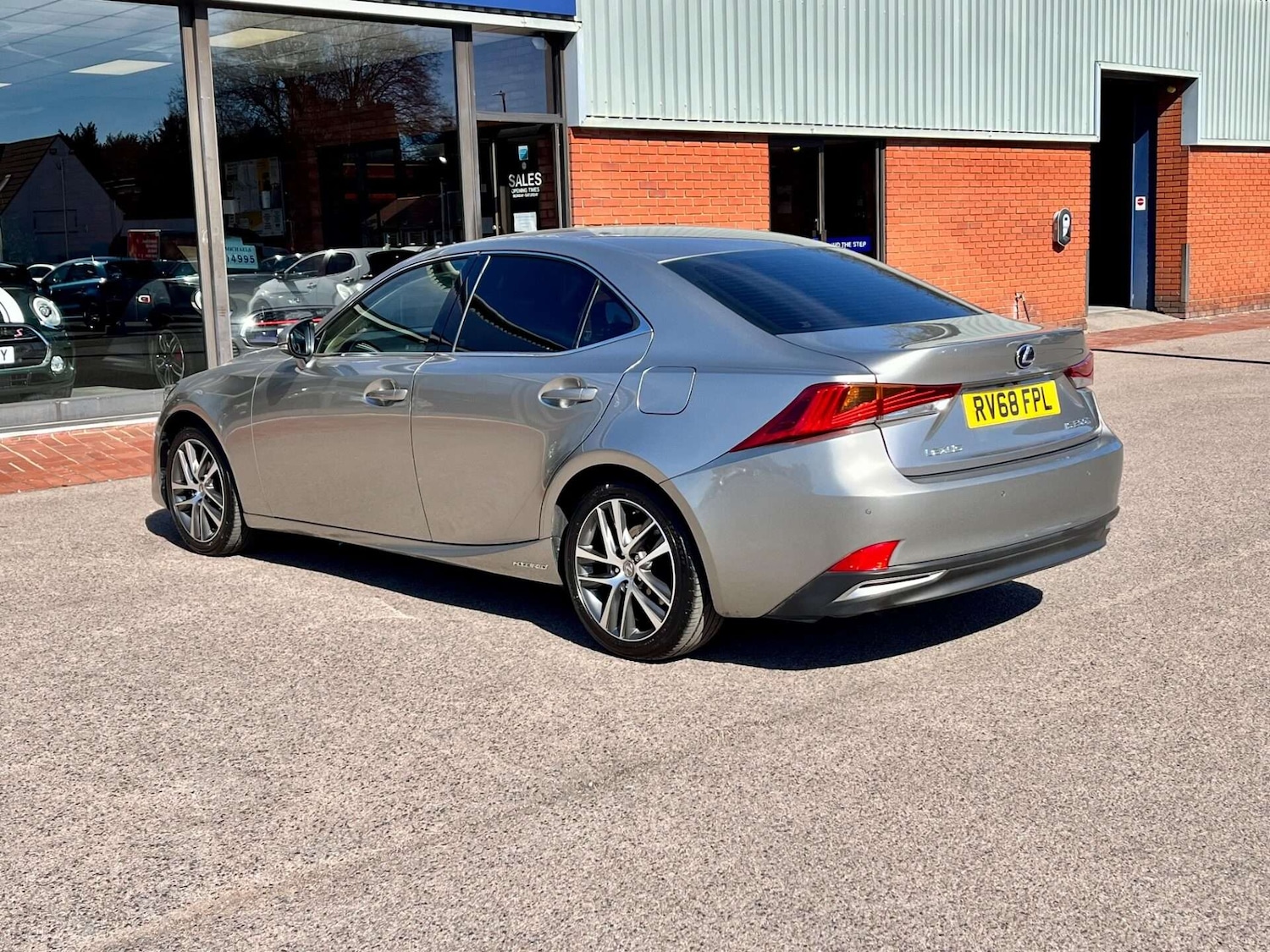 Used Lexus IS 2018 for sale - 76905320: Photo 9