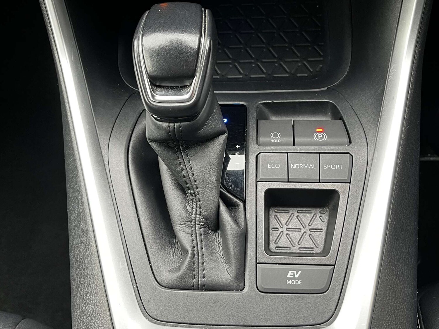 Used Toyota RAV4 2021 for sale - 77534998: Photo 48