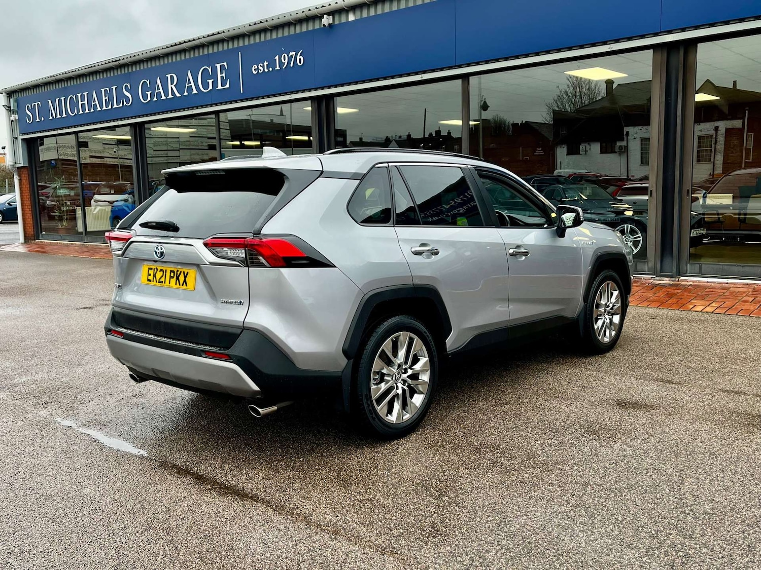 Used Toyota RAV4 2021 for sale - 77534998: Photo 8