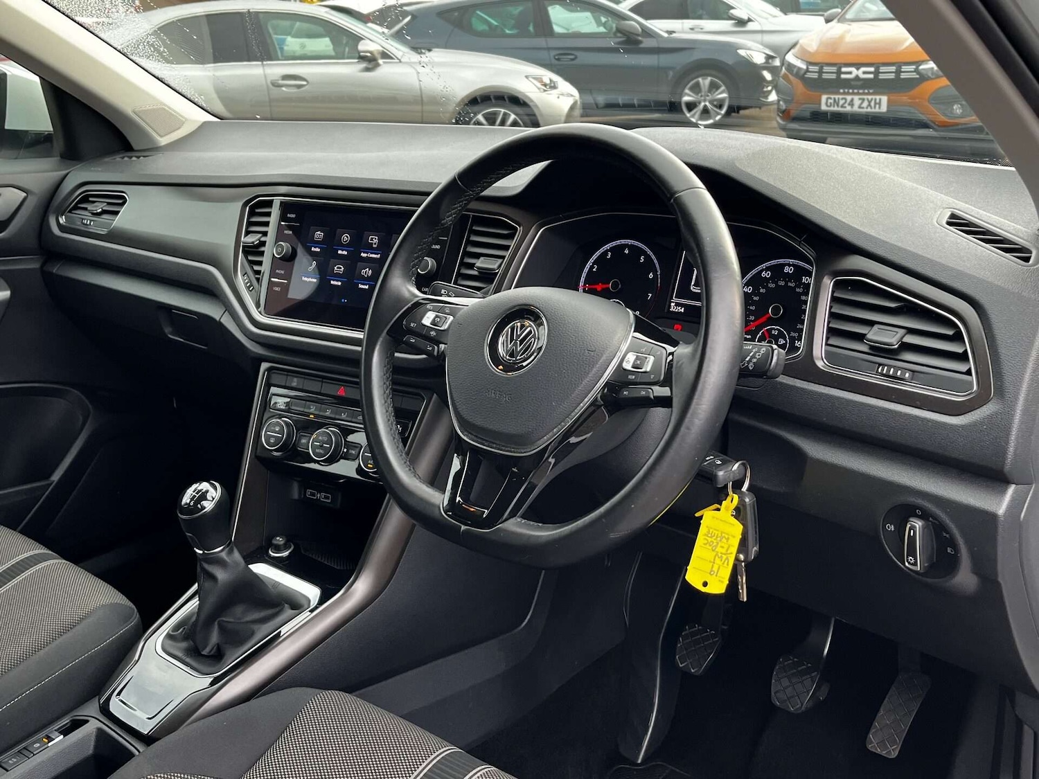 Used Volkswagen T-Roc 2019 for sale - 76957751: Photo 18