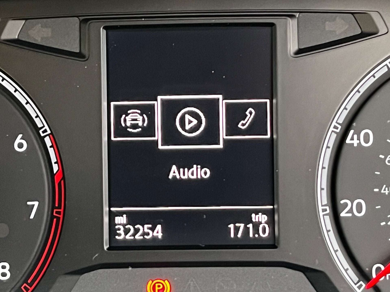 Used Volkswagen T-Roc 2019 for sale - 76957751: Photo 24