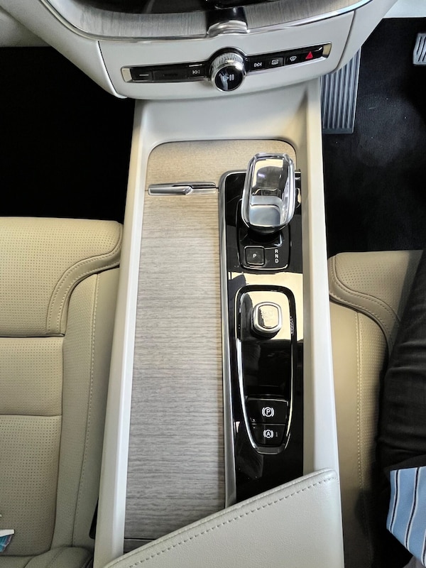 Used Volvo XC60 2022 for sale - 75425974: Photo 46
