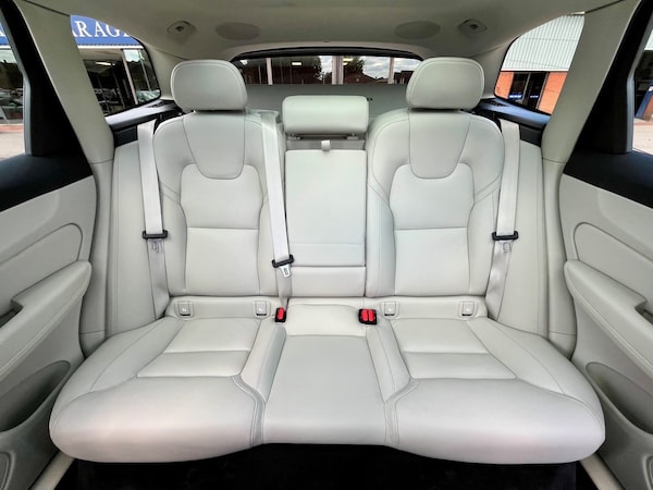 Used Volvo XC60 2022 for sale - 75425974: Photo 59
