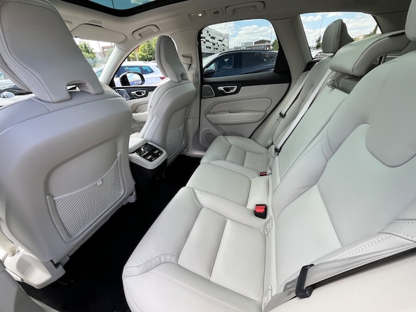 Used Volvo XC60 2022 for sale - 75425974: Photo 60