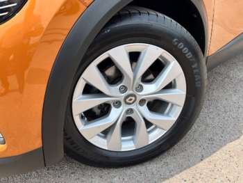 Used Renault Captur 2021 for sale - 74858386: Photo