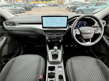 Used Ford Kuga 2025 for sale - 79101642: Photo