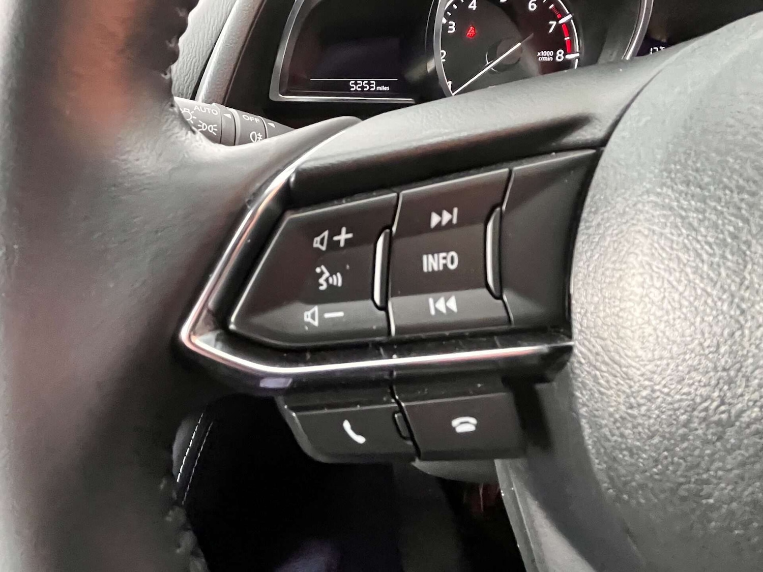 Used Mazda Mazda2 2023 for sale - 76905359: Photo 53