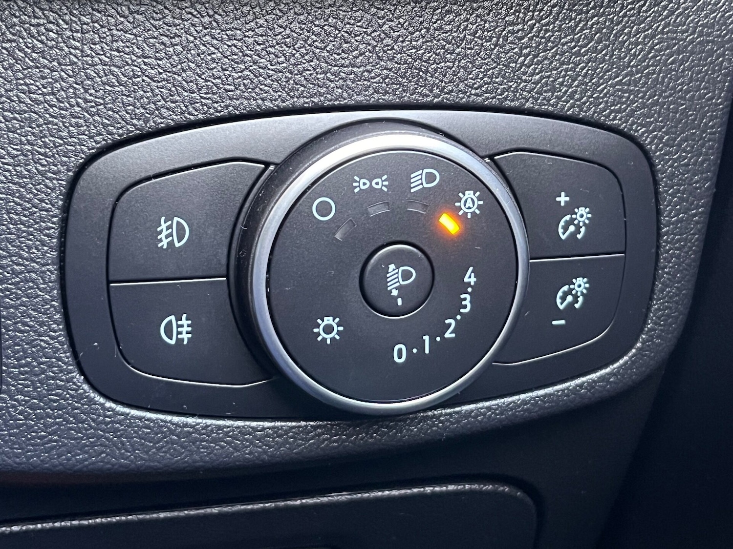 Used Ford Focus 2020 for sale - 76588305: Photo 60