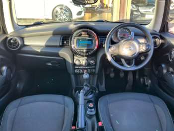 Used MINI Hatch 2018 for sale - 73303250: Photo