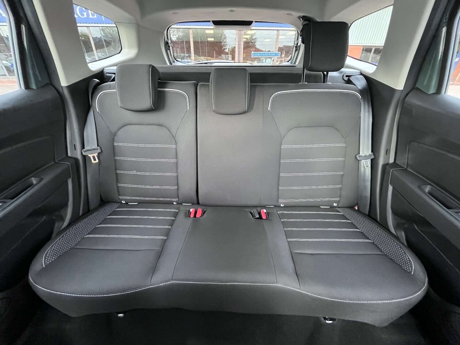 Used Dacia Duster 2024 for sale - 76905365: Photo 64