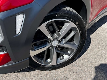 Used Hyundai KONA 2018 for sale - 76905336: Photo