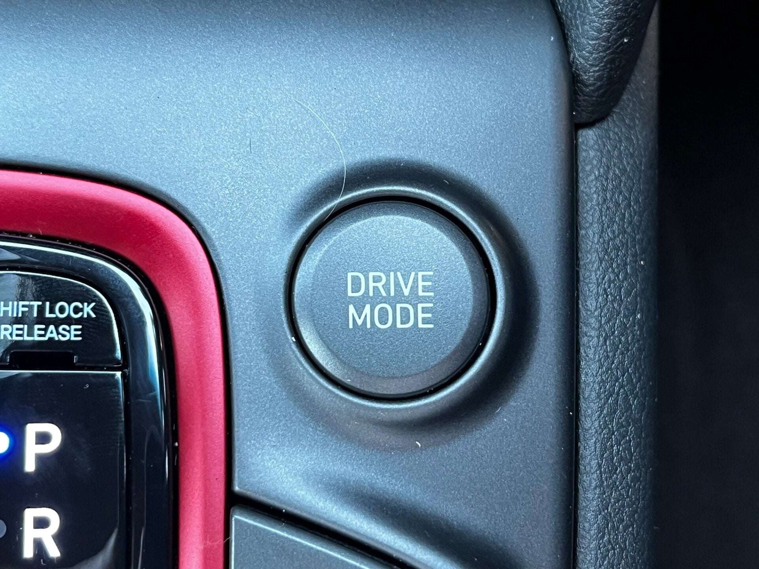 Used Hyundai KONA 2018 for sale - 76905336: Photo 58