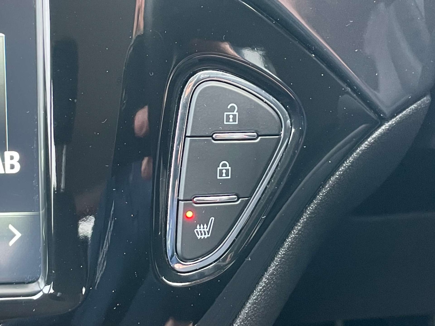 Used Vauxhall Corsa 2018 for sale - 77249298: Photo 33