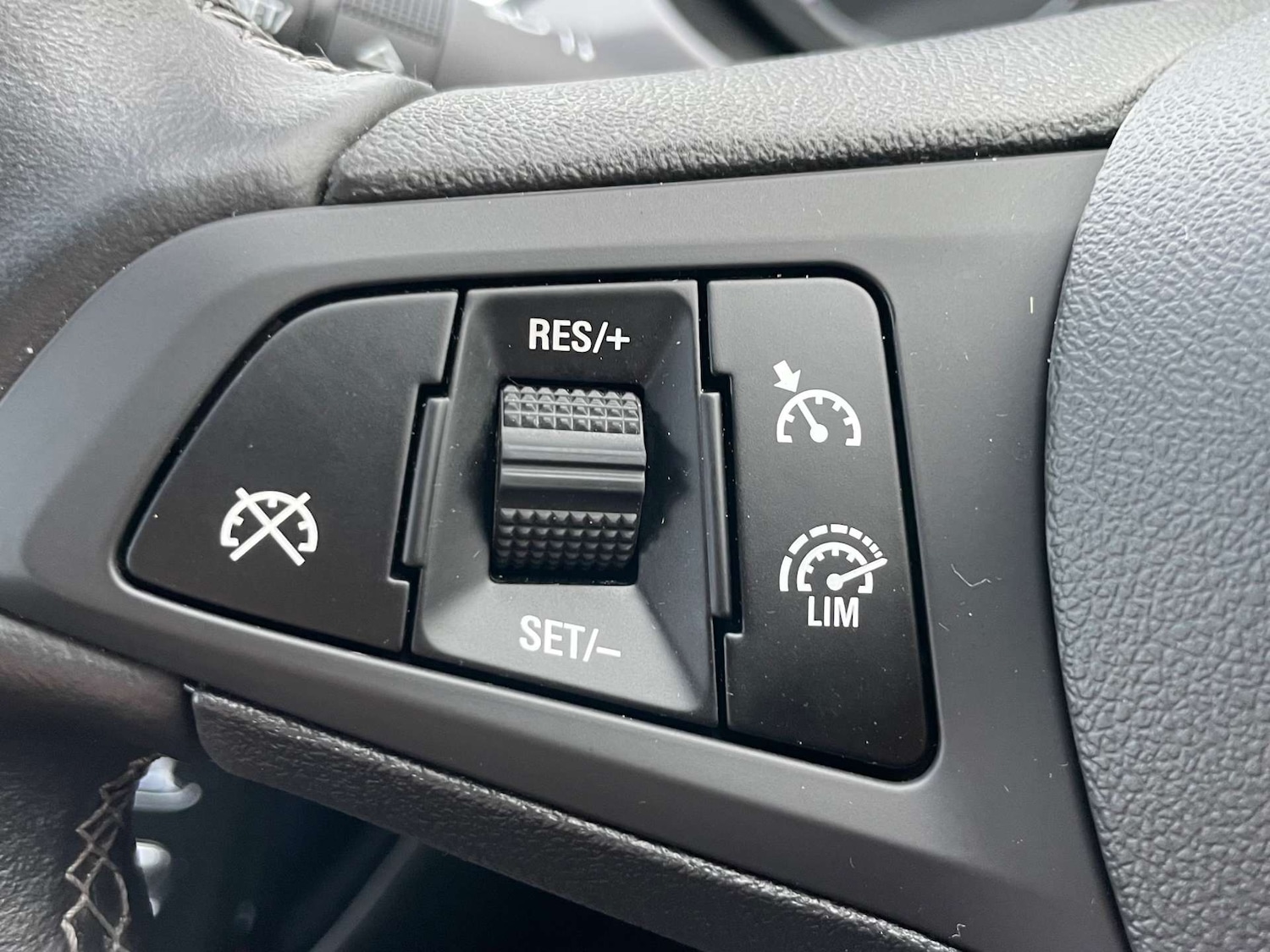 Used Vauxhall Corsa 2018 for sale - 77249298: Photo 37