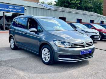 Used Volkswagen Touran 2019 for sale - 74825292: Photo
