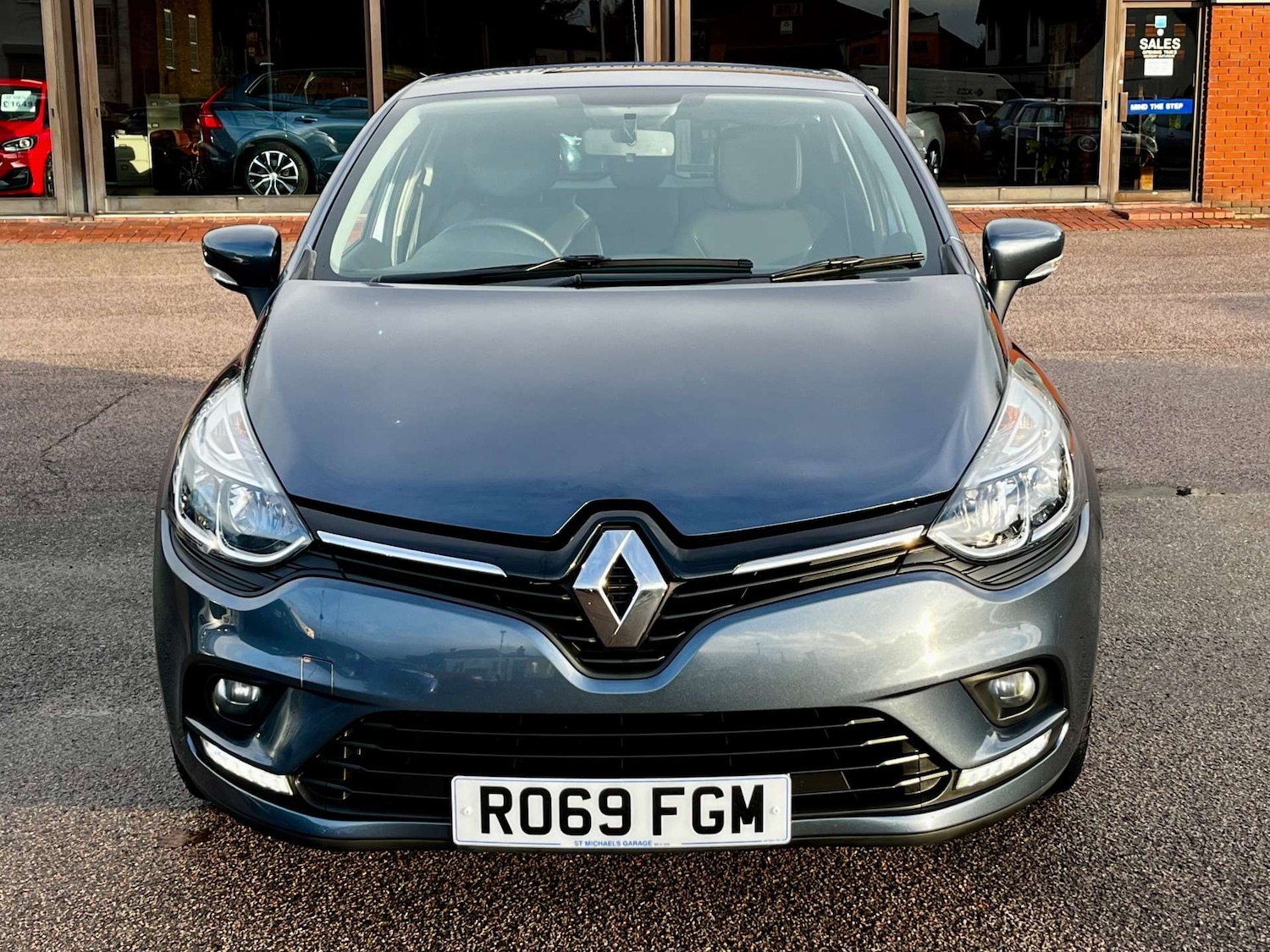 Used Renault Clio 2019 for sale - 76905282: Photo 5