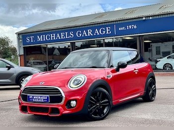 Used MINI Hatch 2019 for sale - 78211870: Photo