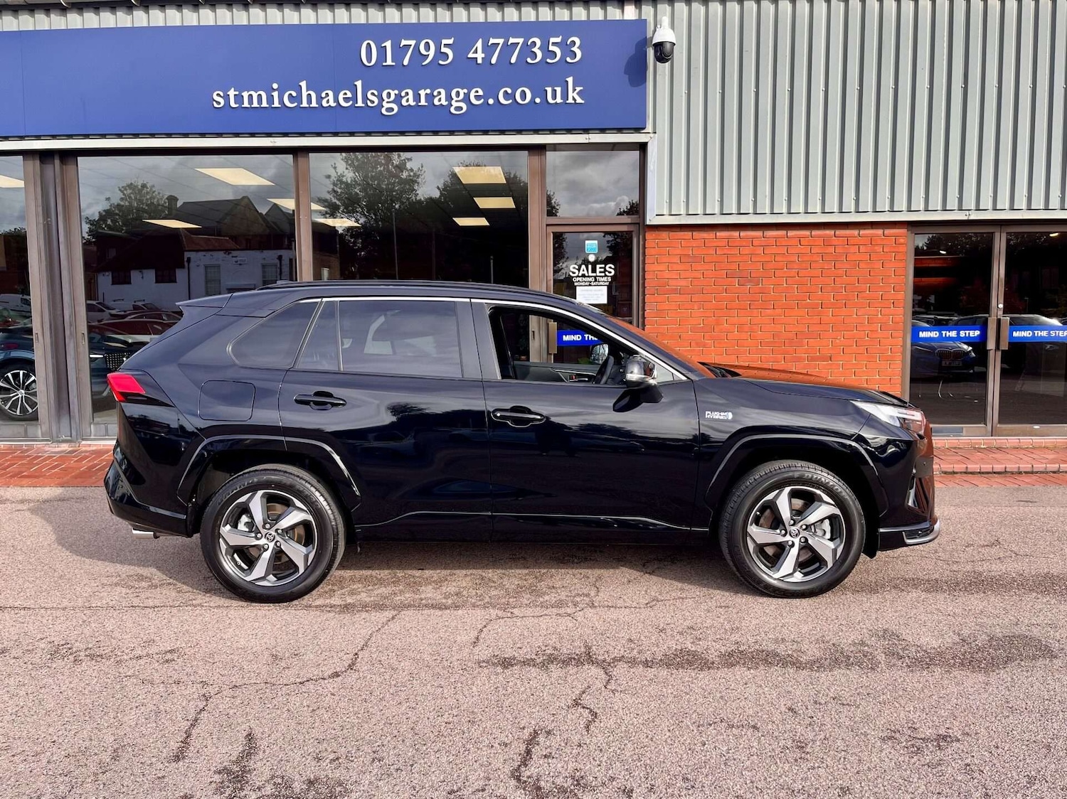 Used Toyota RAV4 2024 for sale - 76905356: Photo 10