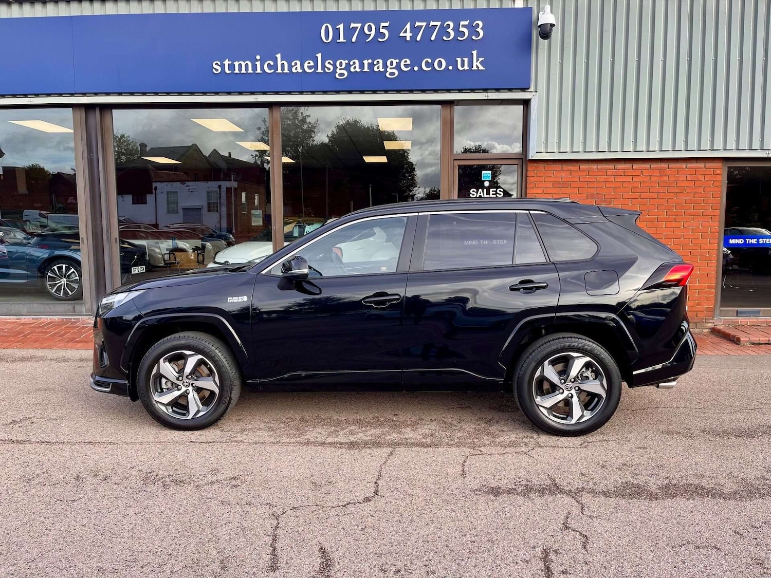 Used Toyota RAV4 2024 for sale - 76905356: Photo 11